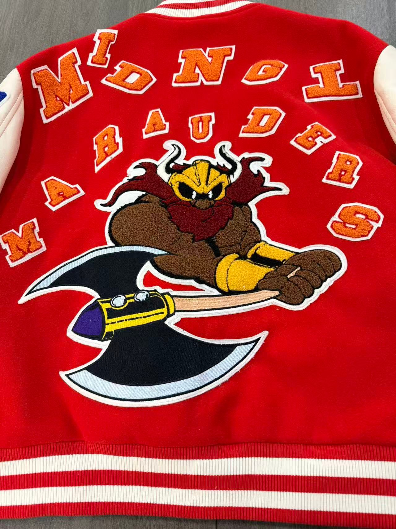 Streetwear custom techniques applique patch embroidery and distressed wash by DeCheng